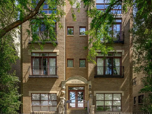 1343 N Mohawk St #3N, Chicago, IL 60610