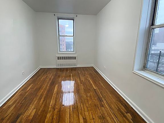 5th image of 63-11 Queens Blvd #E4
