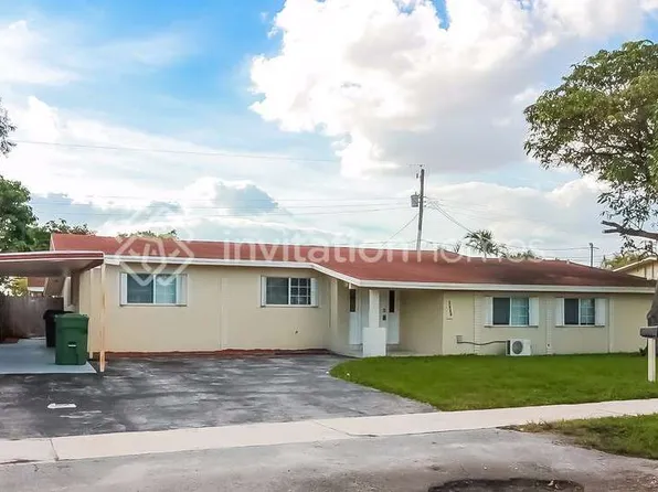 5660 W 9th Ct, Hialeah, FL 33012