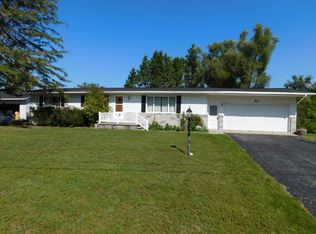 501 Obrien Dr, Cheboygan, MI 49721