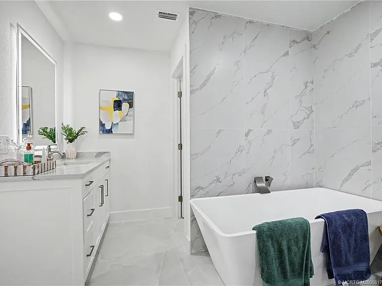 4618 Ashton Ct — Photo 16
