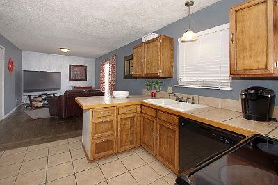 5th image of 7765 Lindsey Dr
