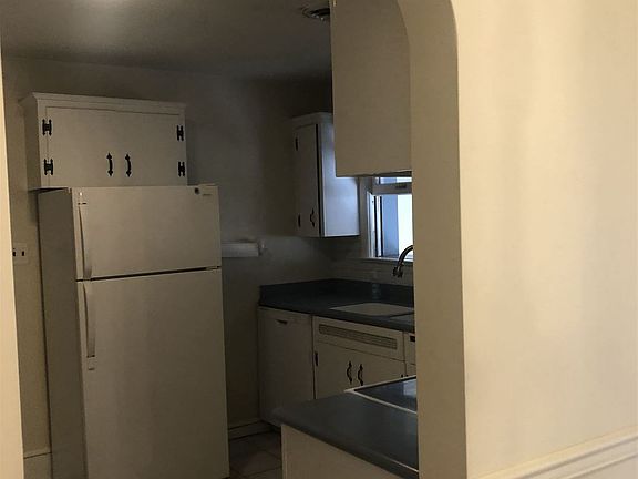 0130BB8A-BF36-4F8E-B87E-F256AF8DE528