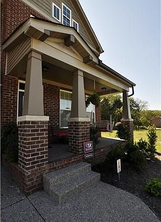 Home for Sale in Mount Juliet, Tennessee $234,600