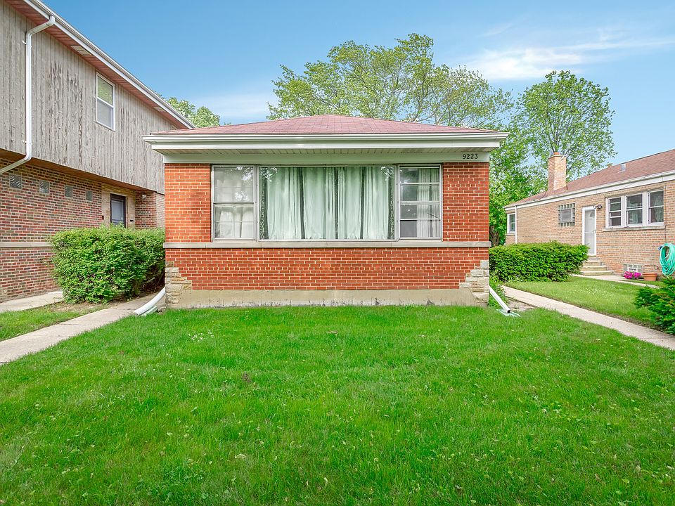 1st image of 9223 Lorel Ave