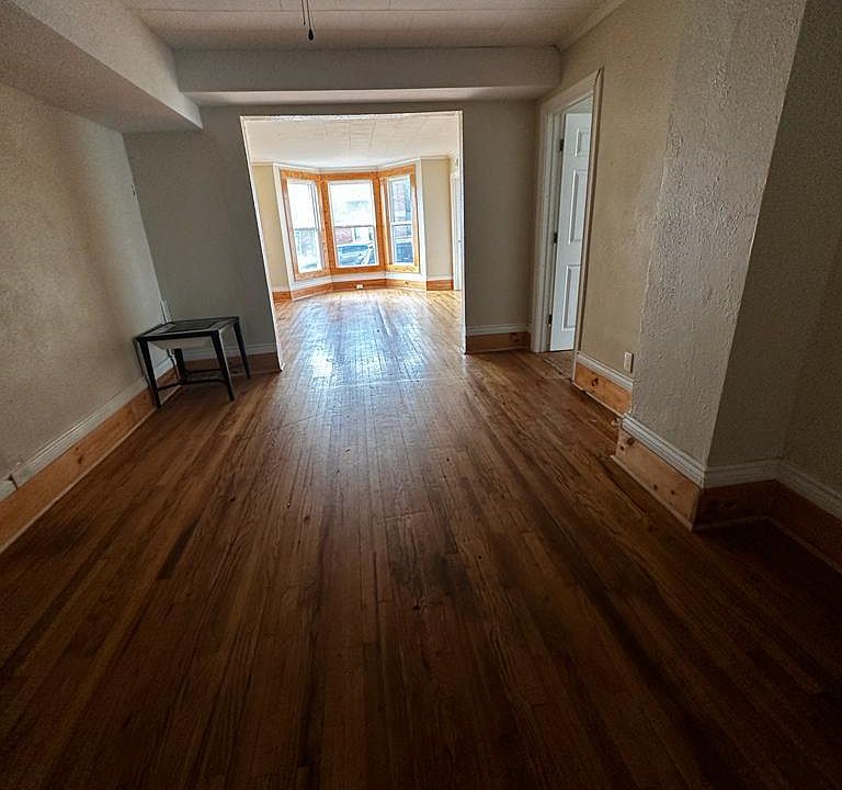 1st image of 642 4th Ave #1