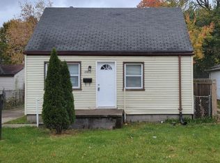 23813 Lorraine Ave, Warren, MI 48089