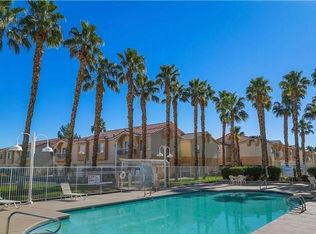 272-5000 Red Rock St #272, Las Vegas, NV 89118