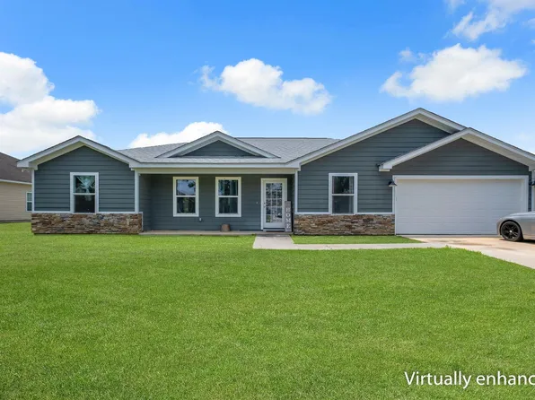 94 Deloris Madison Dr, Midway, FL 32343