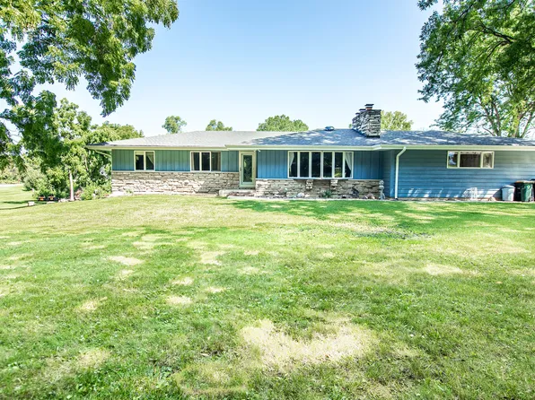 40546 N Prairie Ave, Antioch, IL 60002