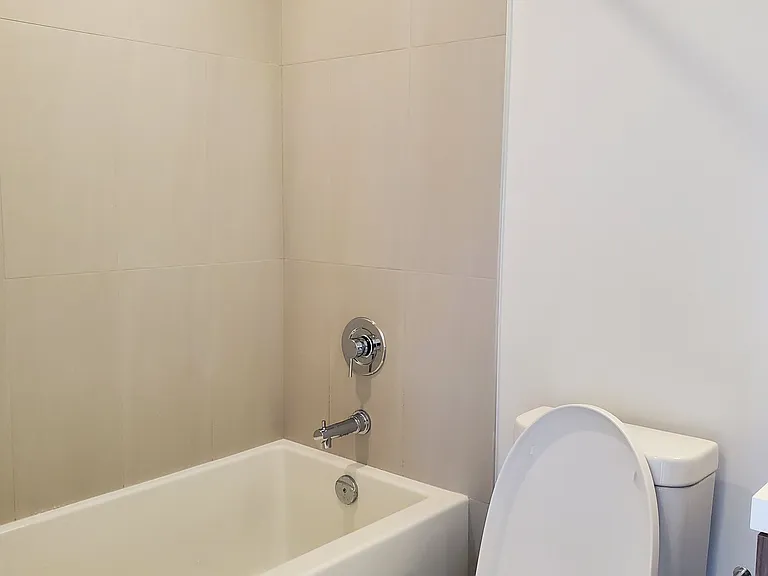 5858 Yonge St #3205 — Photo 15