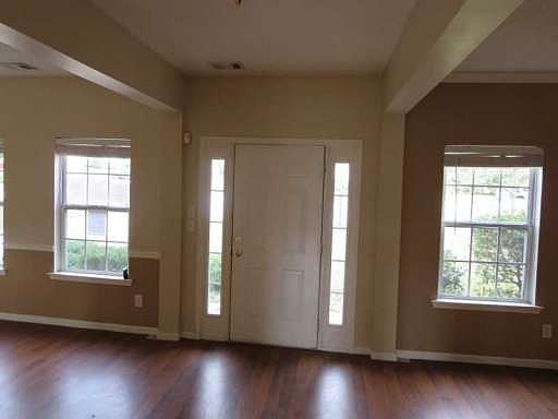 4th image of 252 Murray Park Dr