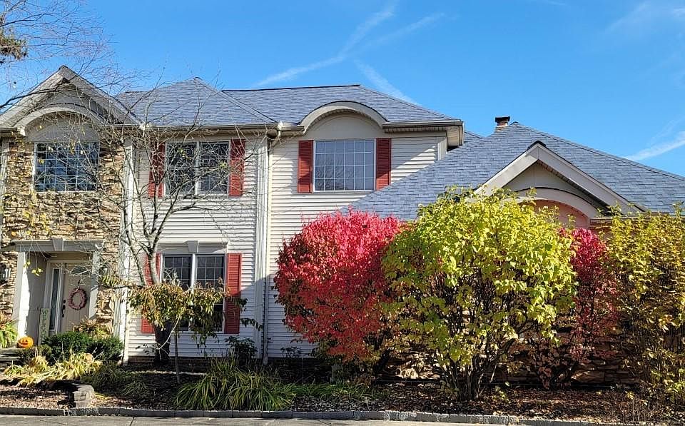 1st image of 6405 Suzanne Ln