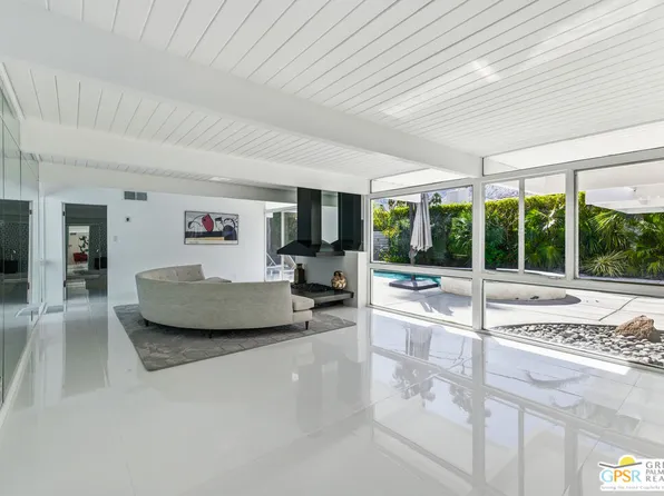 1635 Palm Tree Dr, Palm Springs, CA 92264