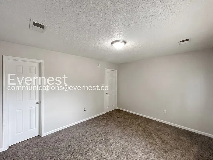 10721 Ridgefield Dr — Photo 17