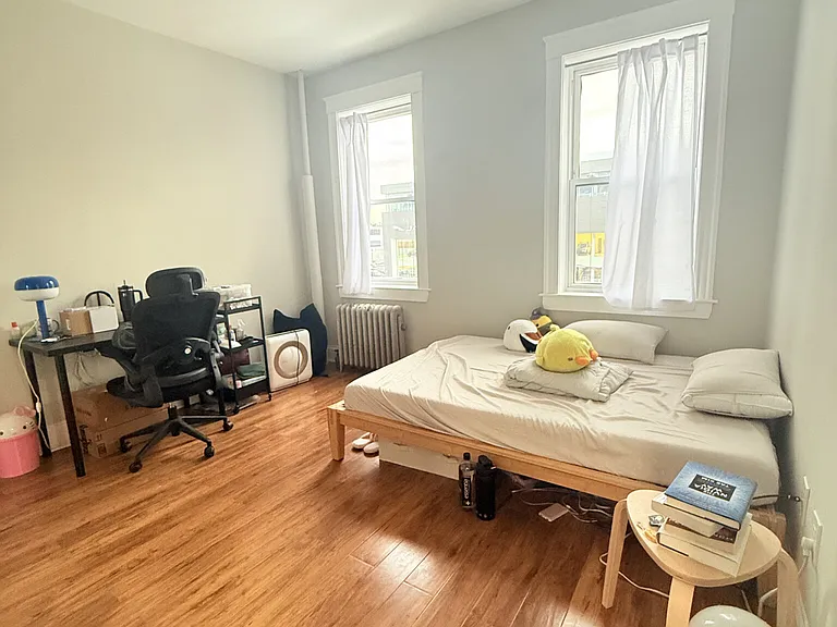 1193 Commonwealth Ave #12 — Photo 3