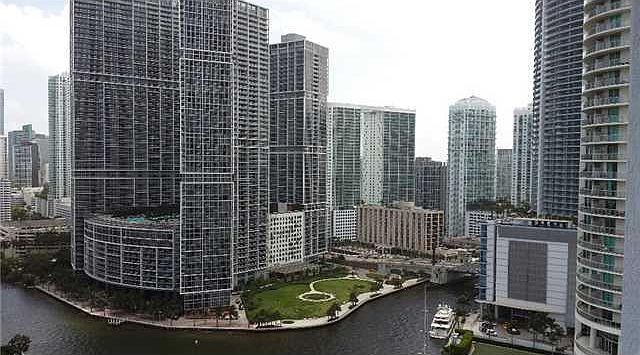 1st image of 325 S Biscayne Bl #2717