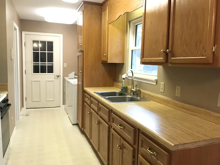 14349 Hillcrest Dr — Photo 5