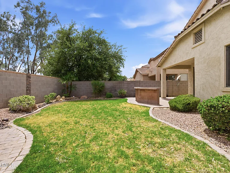 4157 E Santa Fe Ln — Photo 5
