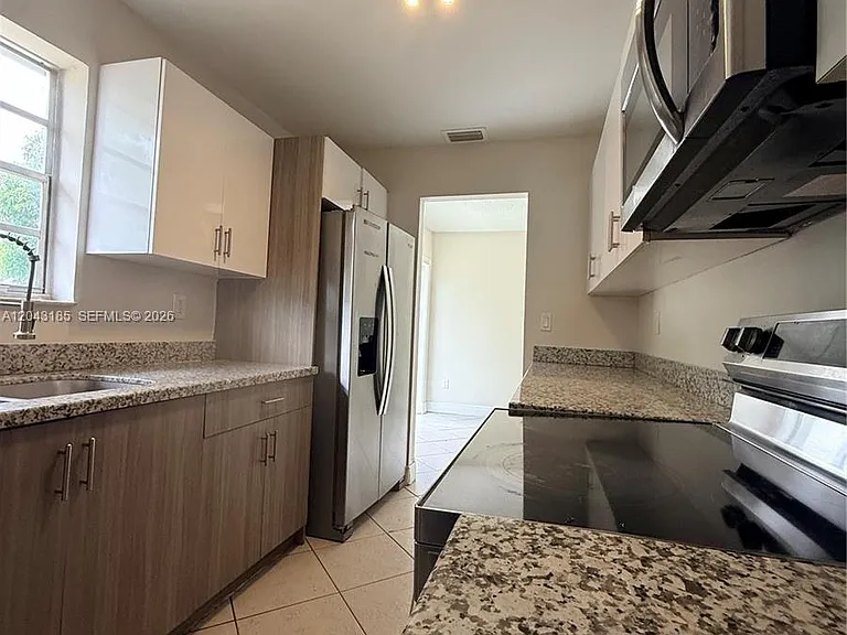 14330 SW 289th St — Photo 7