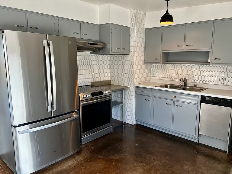 kitchen has dishwasher