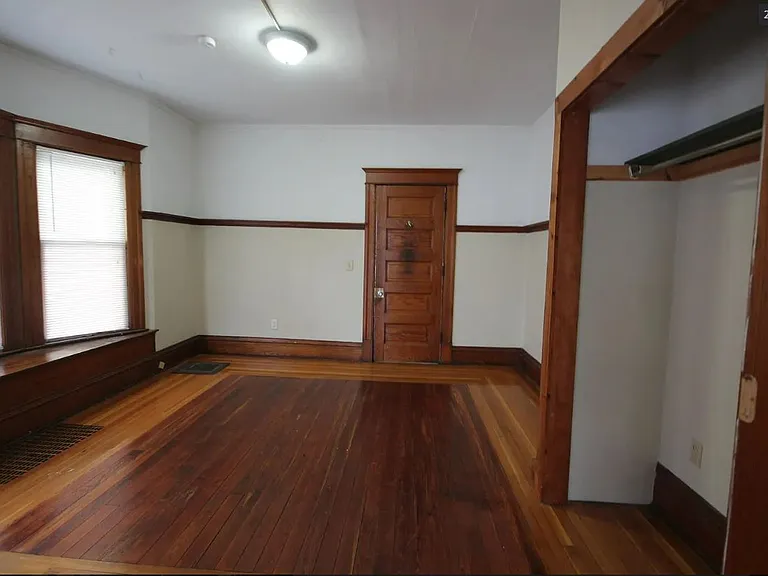 755 Academy St — Photo 11
