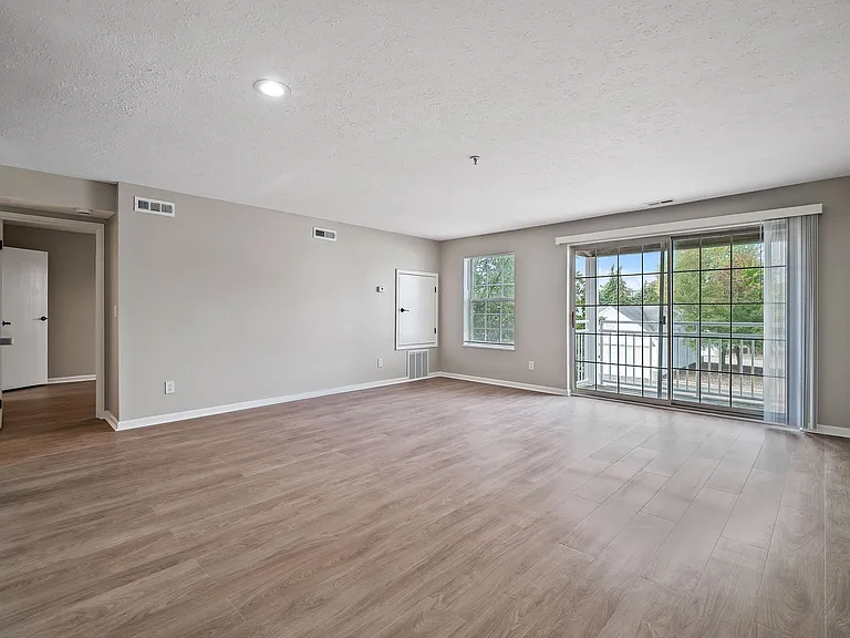 Cherry Tree Village Apartments — Photo 22