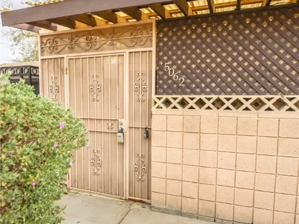 5062 Village Dr, Las Vegas, NV 89142