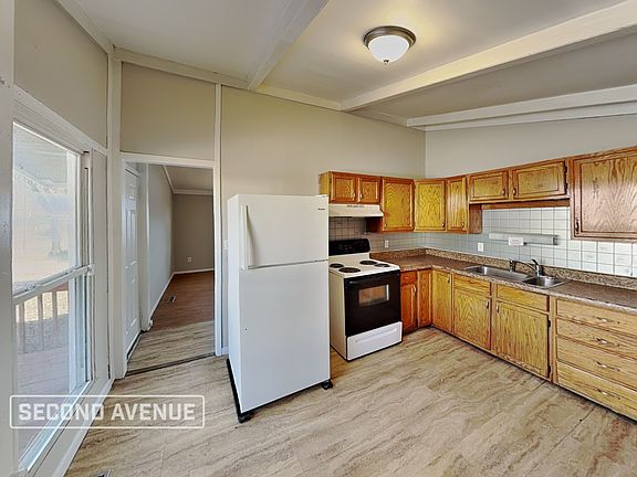 3rd image of 4007 E 45th St