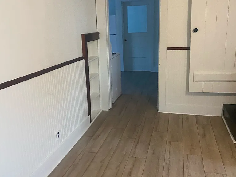 1014 Lincoln St — Photo 8