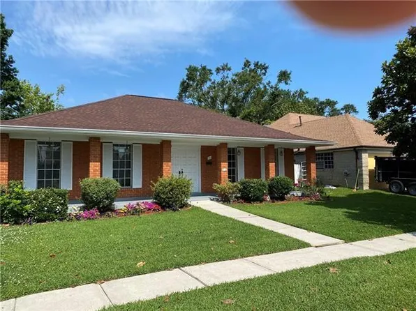 71 Lucaya Dr, Kenner, LA 70065