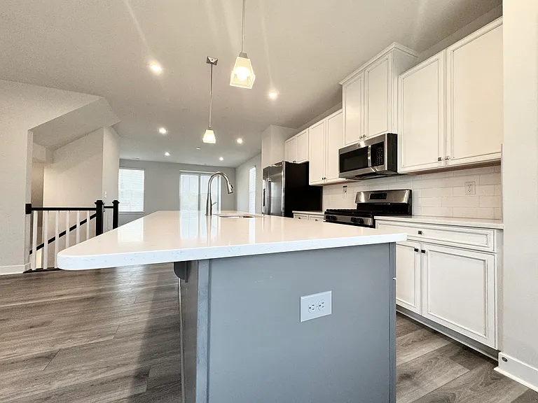 1423 Newell Towns Ln — Photo 8