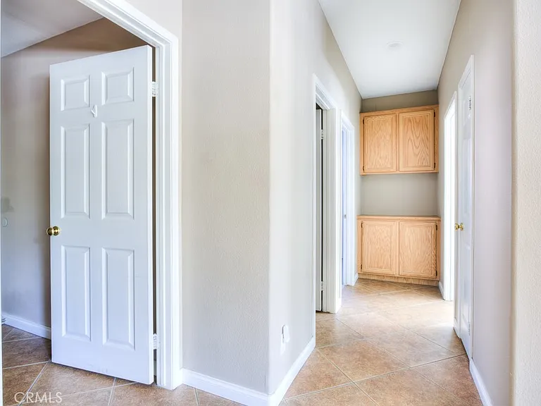 2029 Vista Del Sol — Photo 32