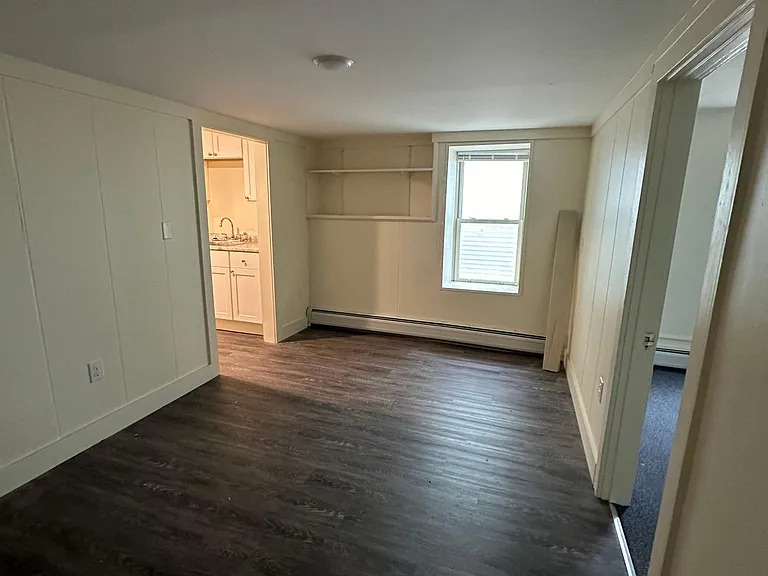 1 Franklin St #H — Photo 5