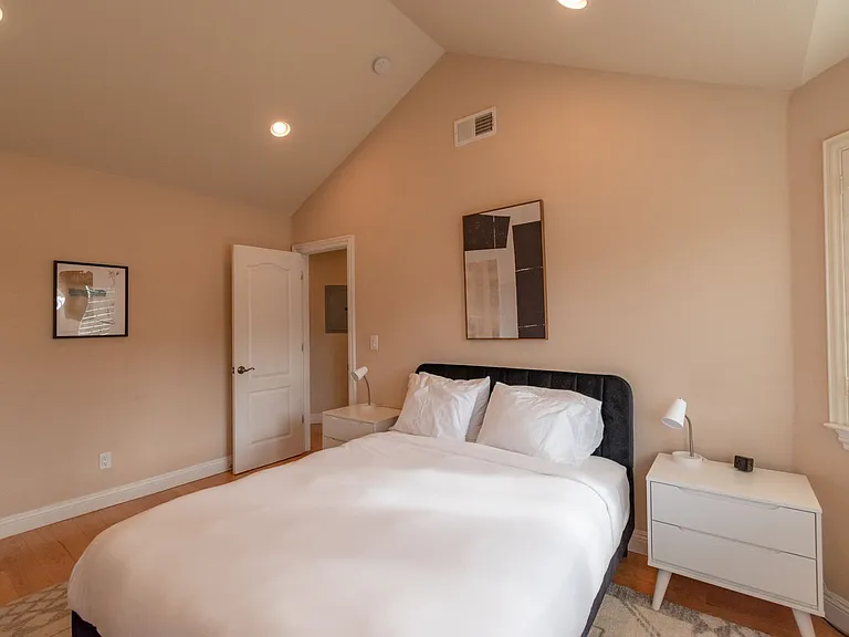 1547 Deluca Dr — Photo 27