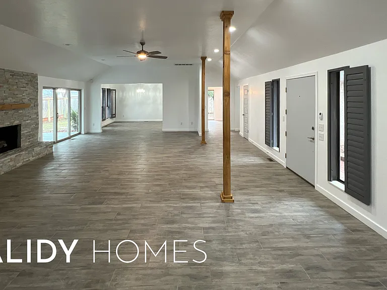 12510 Maple Ridge Rd — Photo 9