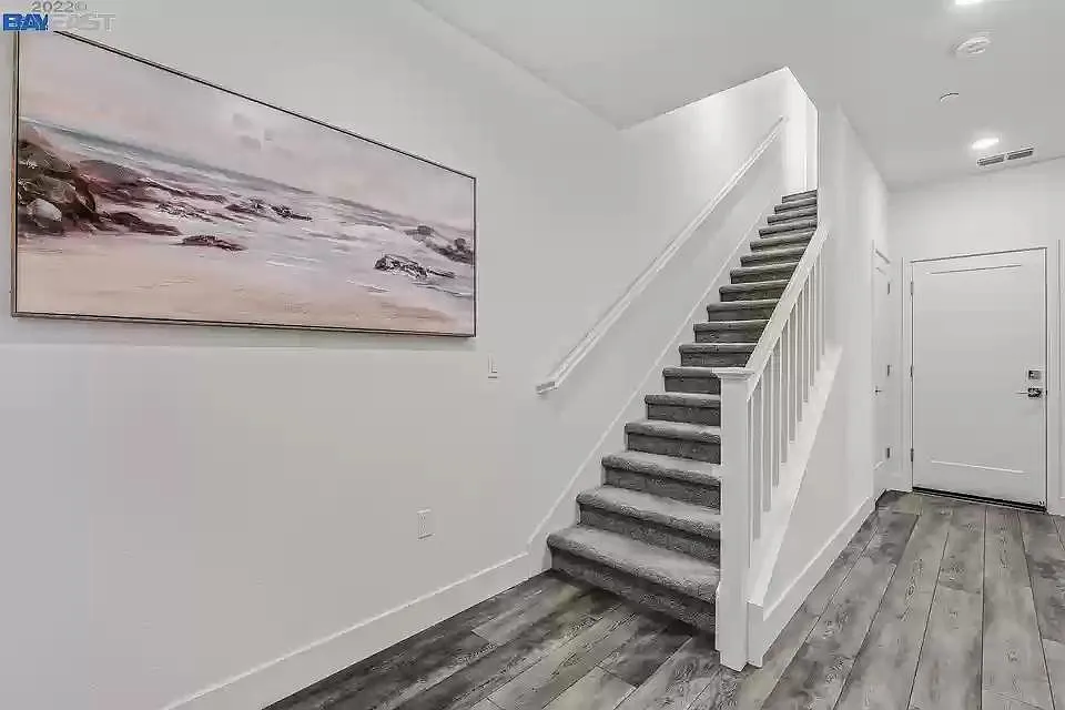 119 Apricot St — Photo 3