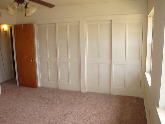 2nd image of 305 Green Briar St APT 29