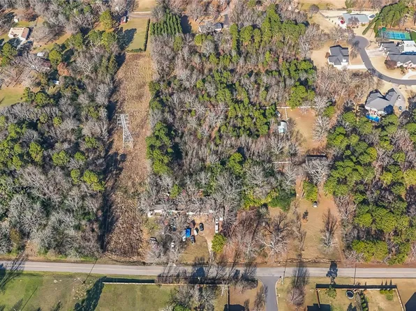 3302 Riverview Rd, Russellville, AR 72802