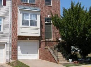 201 Golden Larch Ter NE, Leesburg, VA 20176