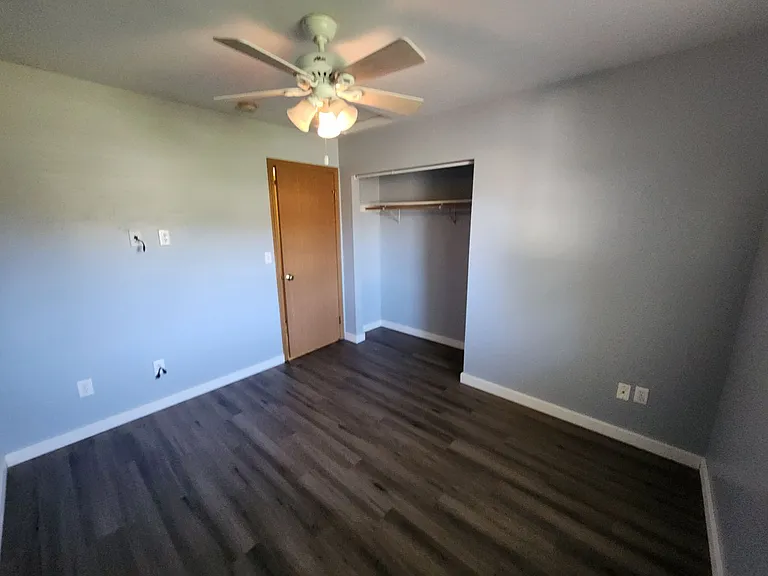 14705 Meadow Rd — Photo 11