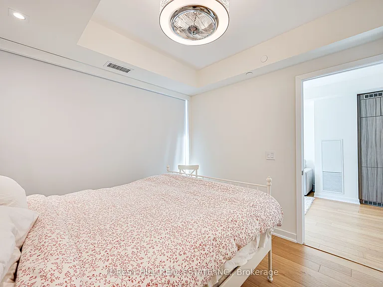 840 Saint Clair Ave W #516 — Photo 21