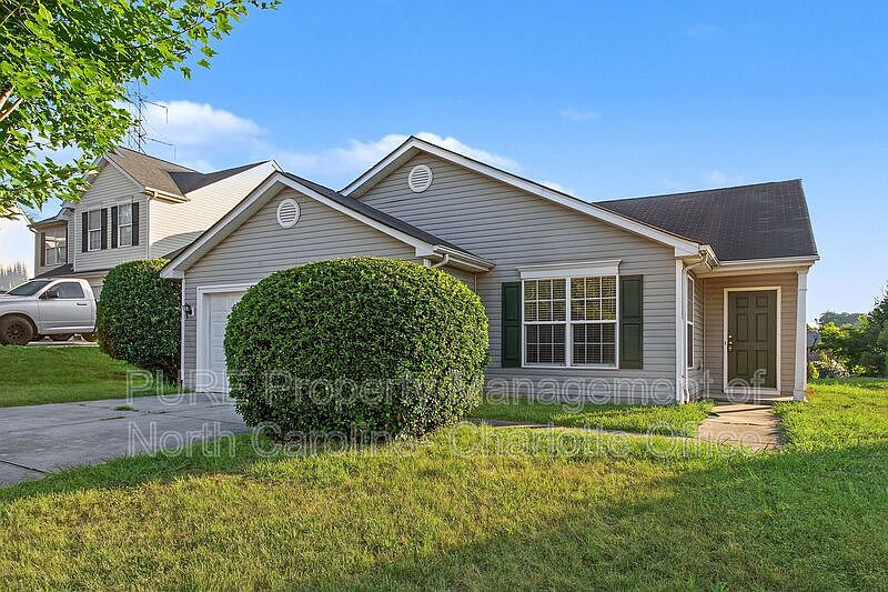 1st image of 2910 Bridgeville Ln