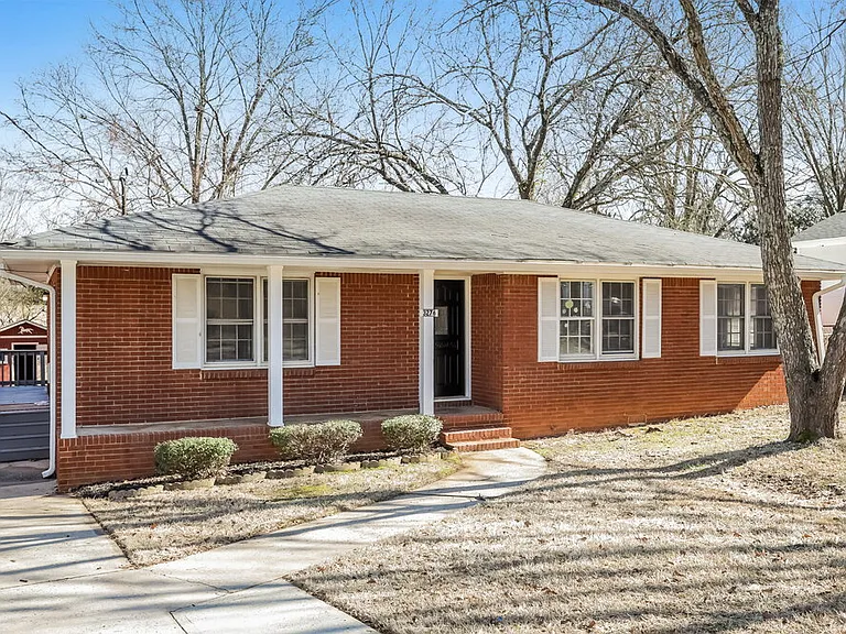 3276 Elm St — Photo 3