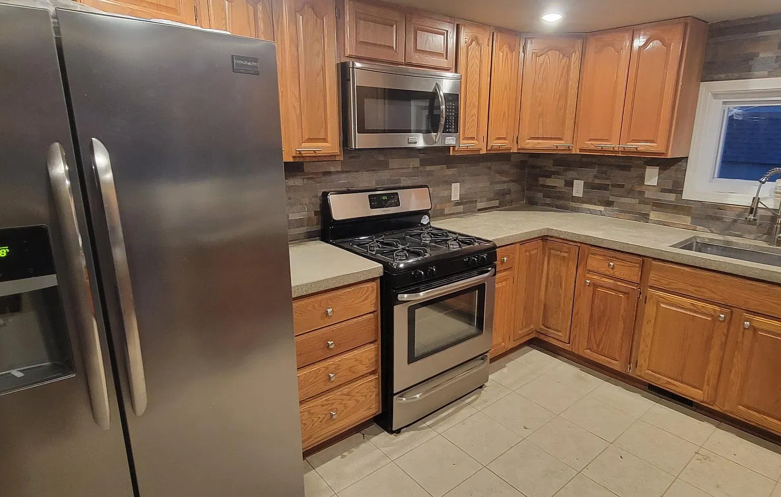 210 Carmody St — Photo 2