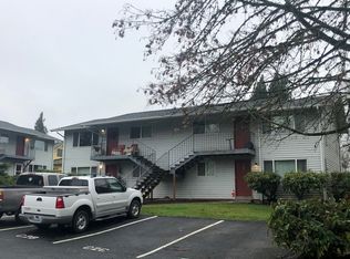 910 N Simons St, Ridgefield, WA 98642