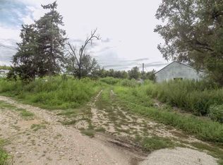 11076 708th Rd, Alma, NE 68920