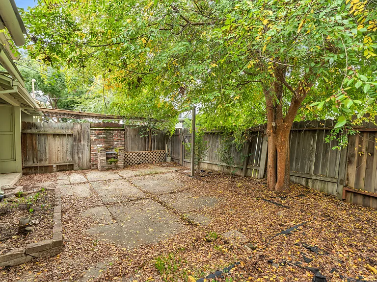 2551 Cumberland Rd — Photo 21