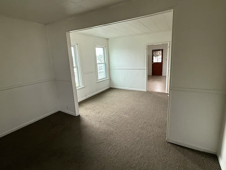 103 Van Schaick Ave #1 — Photo 4
