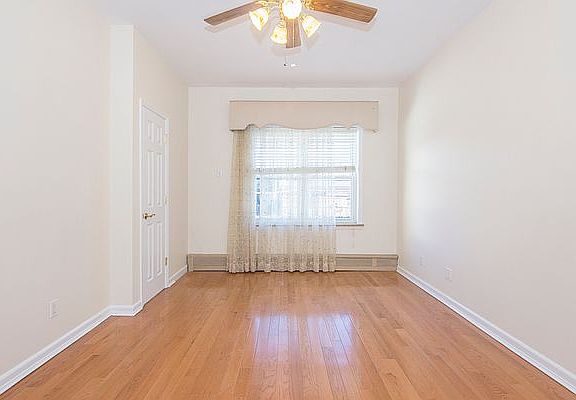 5th image of 22-29 29th St #1